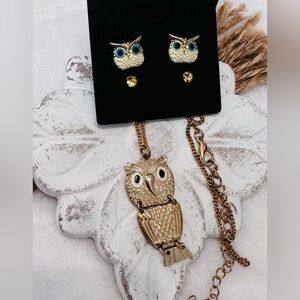 1970s Vintage Gold Owl Necklace and Earring Set (2 stud earrings) - nwot